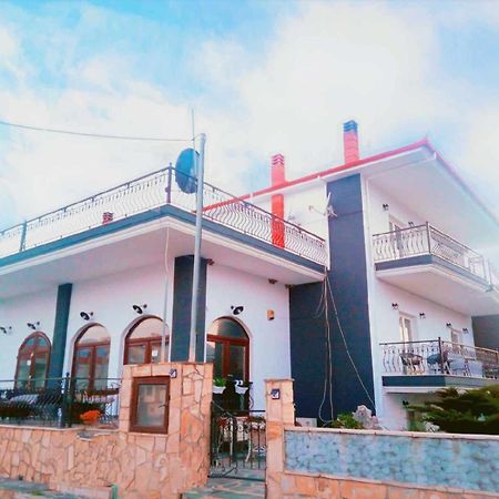 Villa Camellia ヴラスナ エクステリア 写真